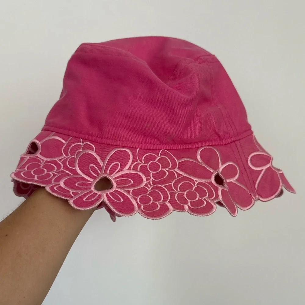 Vintage Liz Claiborne Pink Floral Eyelet Bucket Hat
